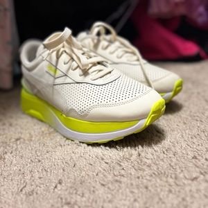 Puna sneakers, used twice, comfy